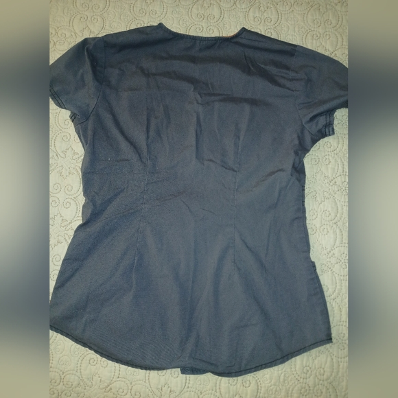 Code Happy Gray Scrub Top Size XS - Picture 7 of 8